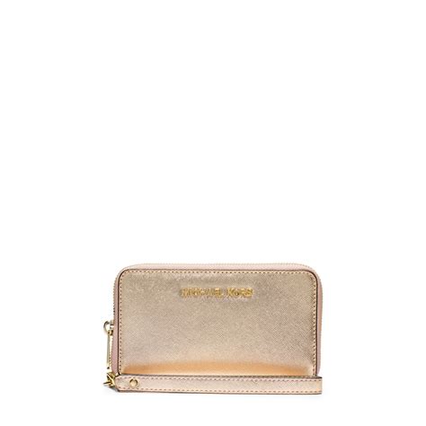 michael kors jet set item leather wristlet|michael kors smartphone wristlet.